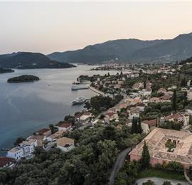 5 bedroom villa with infinity pool on Lefkada, sleeps up to 14